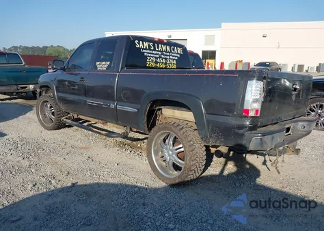 2003 GMC Sierra 1500 Sle из США, поврежденный, VIN 2GTEC19V131195892